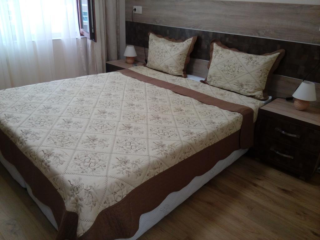 Apartment Tanita Pomorie Exterior photo