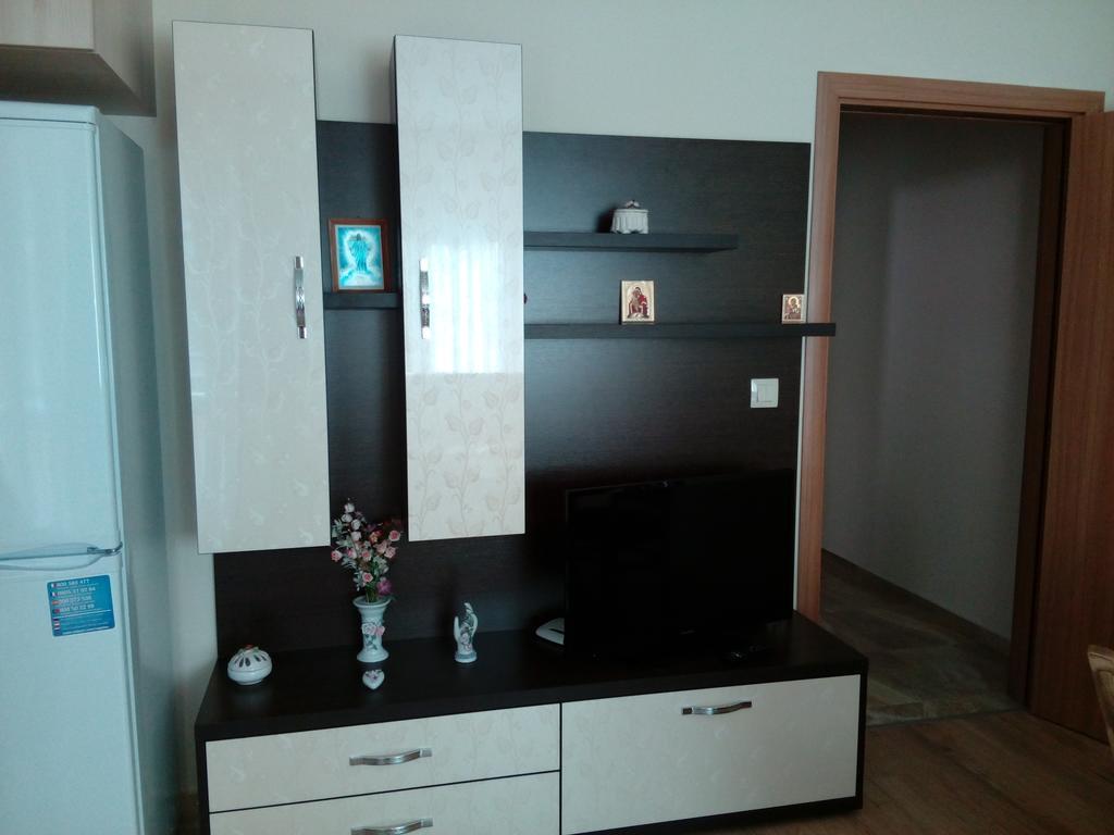 Apartment Tanita Pomorie Exterior photo